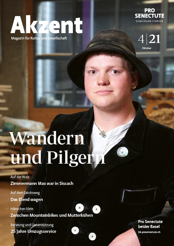 Titelbild Akzent Magazin 4 Oktober 2021 Wandern und Pilgern